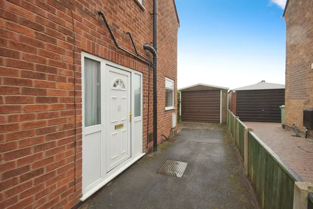 Photo 2 — North Wingfield Road, Grassmoor, Chesterfield, Derbyshire, S42