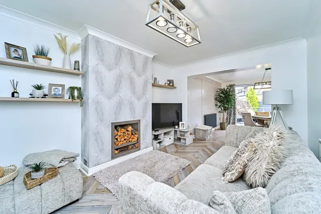 Photo 3 — Woden Road East, Wednesbury, West Midlands, WS10