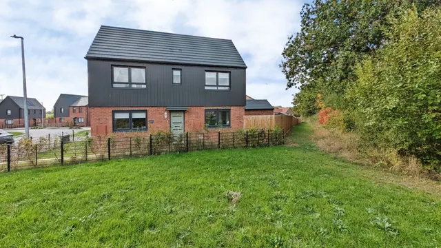 Hutchinson Road, Yate, BS37, photo 1