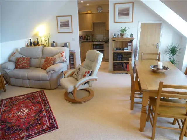 Southampton Road, SO50, photo 2