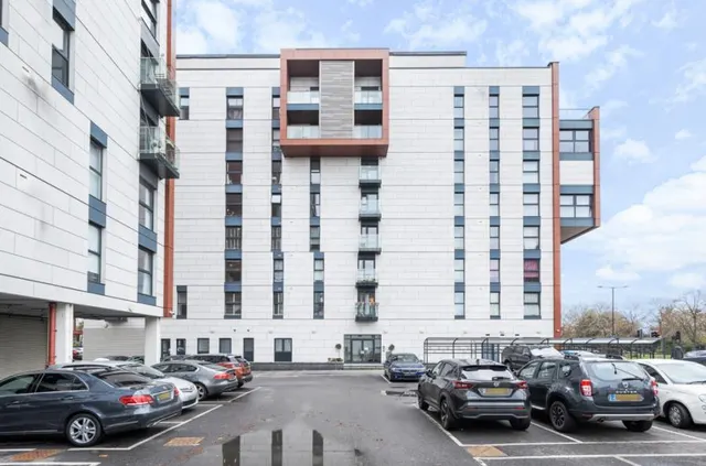 Victoria Avenue, Southend-on-Sea, SS2, photo 1