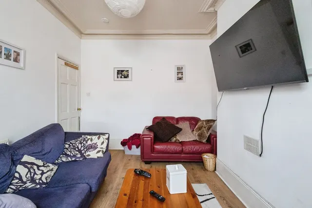 Photo 3 — Ashton New Road, Openshaw, Manchester, M11