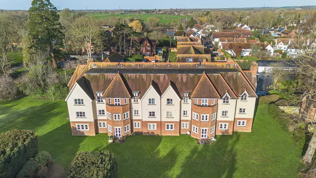 Sutton Courtenay, Oxon, photo 1