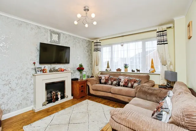 Molescroft Way, Tonbridge, TN9, photo 2