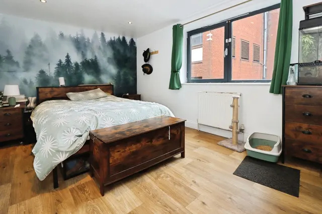 Photo 3 — Beechwood House, Beechwood Road, Fishponds, BS16