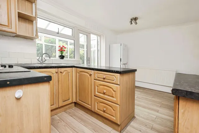 Rachel Gardens, Selly Oak, B29, photo 2