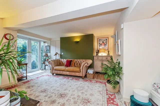 Clifton Road, Huddersfield, HD1, photo 2