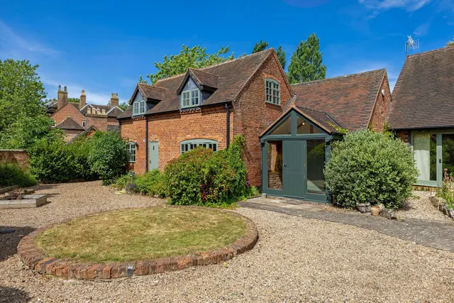 Coughton Fields Lane, Coughton, B49, photo 2