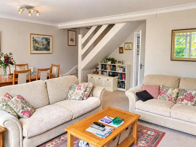 Lower Cippenham Lane, Slough, photo 2