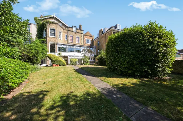 Grove Park, London, photo 1
