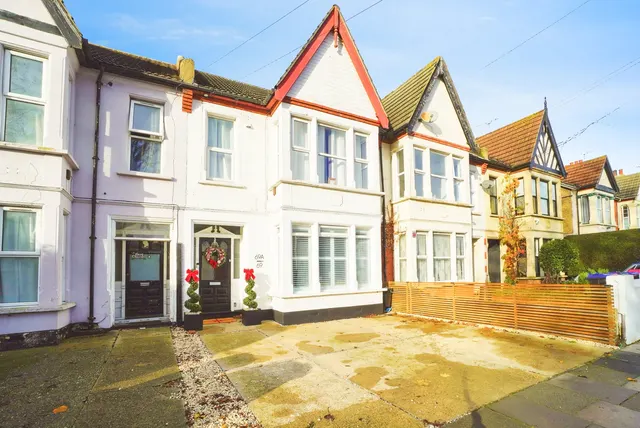 Valkyrie Road, Westcliff-on-sea, SS0, photo 1