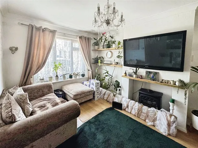 Photo 2 — Winchelsea Road, Hastings, East Sussex, TN35