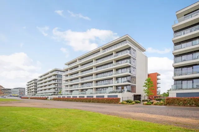 Cape Cross House Newbury, RG14, photo 1