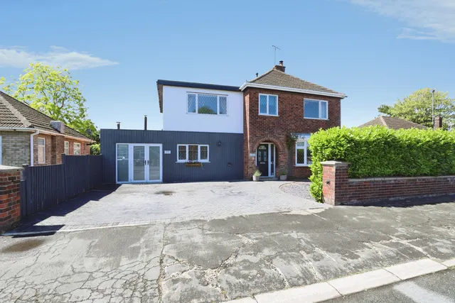 Balmoral Avenue, Spalding, PE11, photo 1