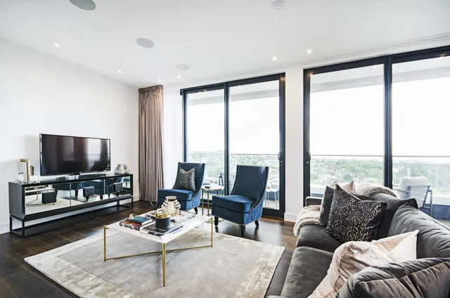 Photo 2 — Penthouse 3, Centre Heights, 137 Finchley Road, London