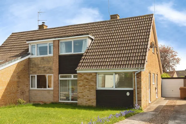 Normandy Avenue, Beverley, photo 1