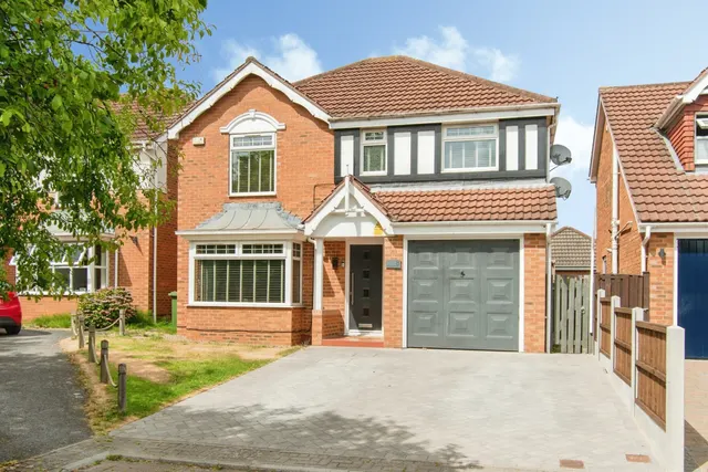 Greenbank Close, Whitwood, Castleford, photo 1