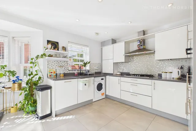 Hawking Drive, Biggleswade, SG18, photo 2