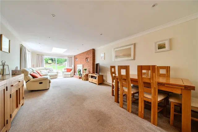 Ashley Meadows, Romsey, SO51, photo 3