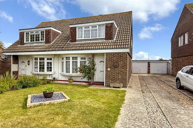 Littlehampton, BN17, photo 1