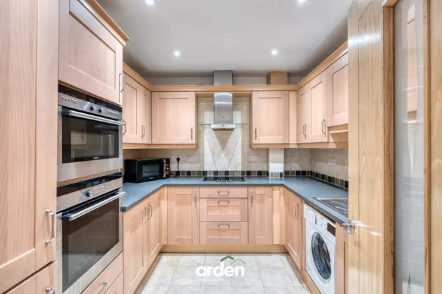 Manor Road, B91, photo 3