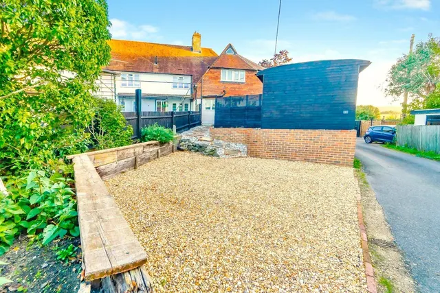 Chapel Lane, Pulborough, RH20, photo 1