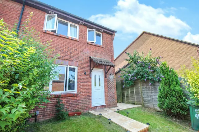 Bremeridge Road, Westbury, photo 1