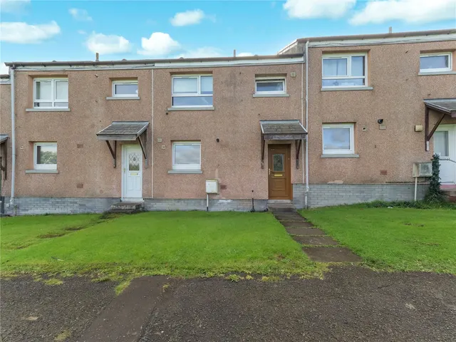 Ashburn Loan, Larkhall, ML9, photo 1