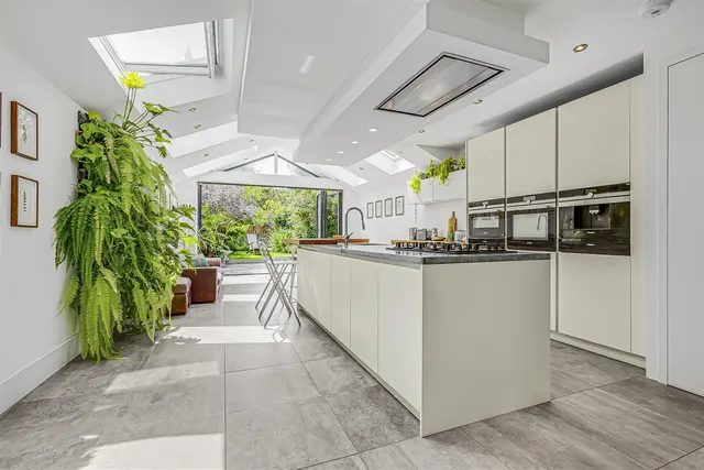 Kingsway, Mortlake, SW14, photo 1