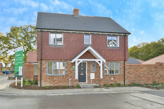 Edmondsham Road, Fordingbridge, BH31, photo 1