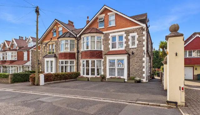 Elmhyrst Road, Weston-Super-Mare, BS23, photo 1