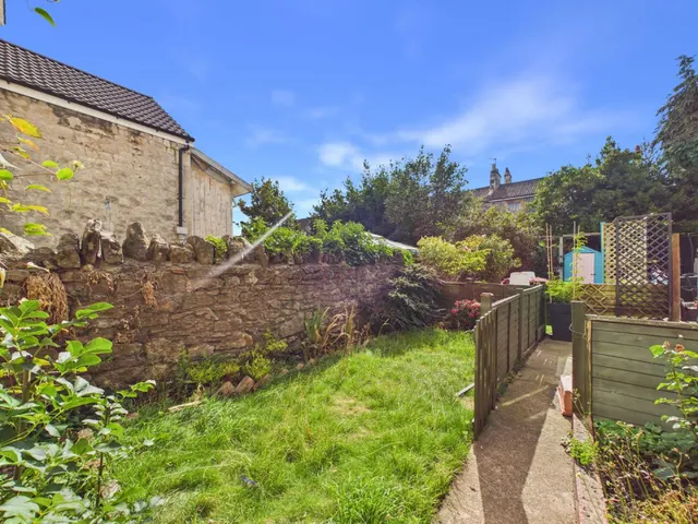 Elmhyrst Road, Weston-Super-Mare, BS23, photo 2