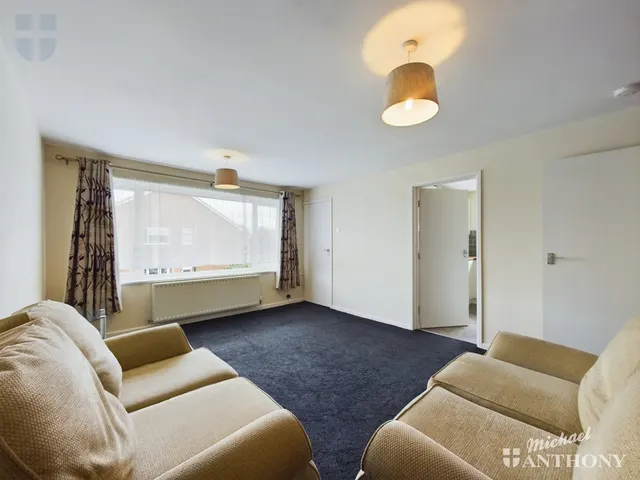 Hulbert End, Aylesbury, HP21, photo 2
