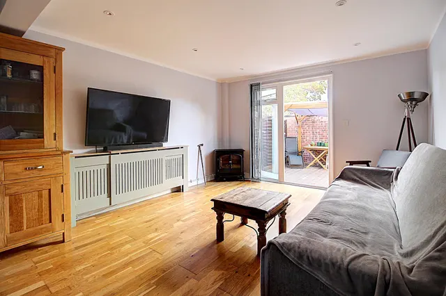Ascension Close, Basingstoke, RG24, photo 3