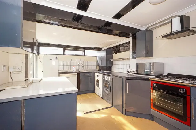 Pennine Rise, Hastings, photo 3