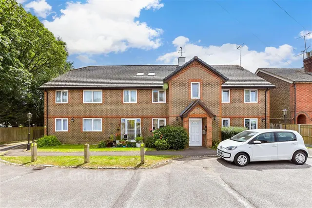 Brickyard Lane, Crawley Down, RH10, photo 1