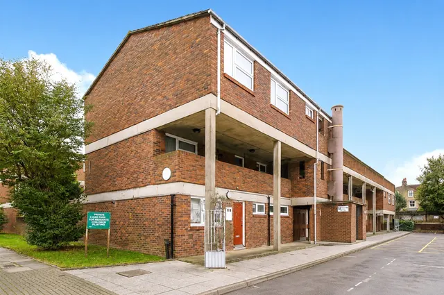 Photo 2 — Larch Close, London, SW12 9SU