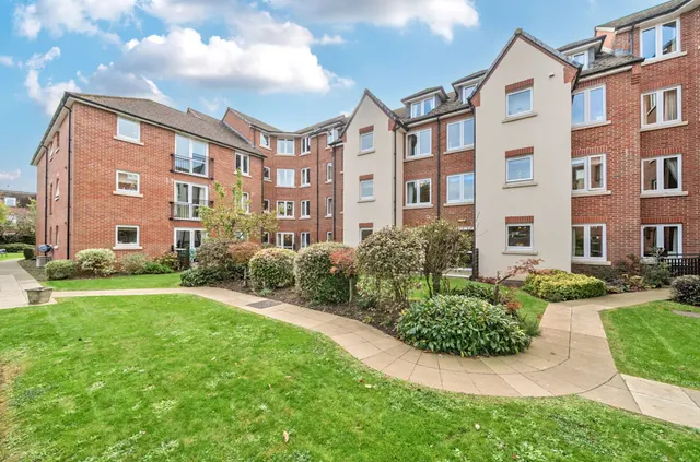 Stockbridge Road, Chichester, PO19, photo 1