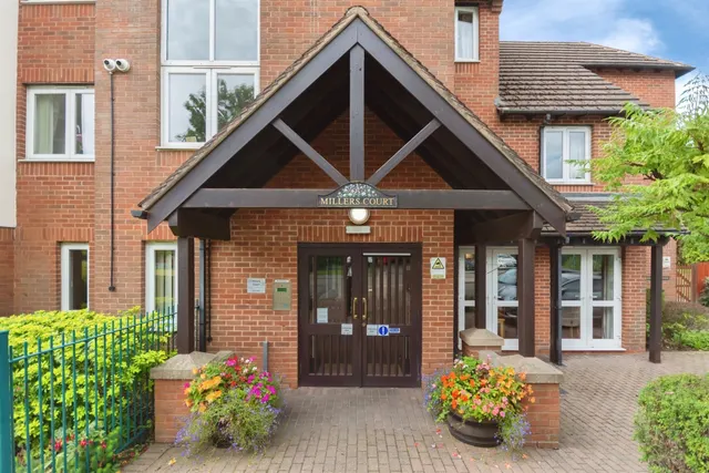 Photo 2 — Haslucks Green Road, Shirley, Solihull