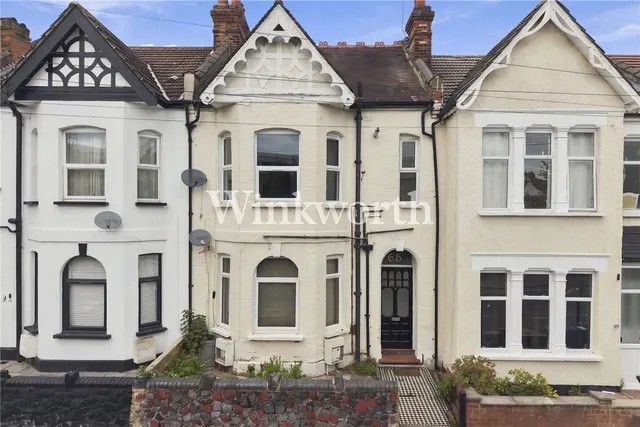 Photo 2 — Tottenhall Road, London, N13
