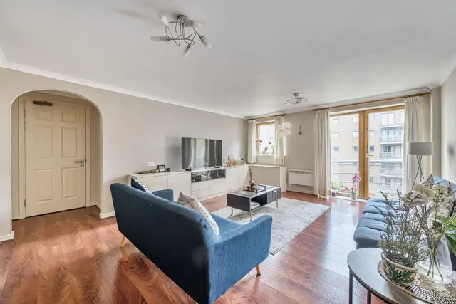 Meridian Place, London, E14, photo 2