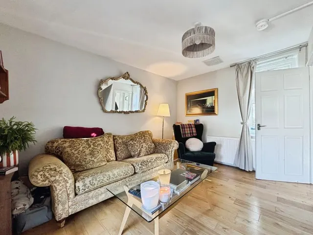 Rawden Place, Riverside, CF11, photo 3