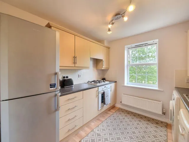 Lock Keeper Close, Leicester, LE18, photo 3