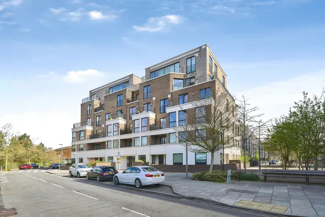 Olympic Park Avenue, Stratford, London, E20, photo 1