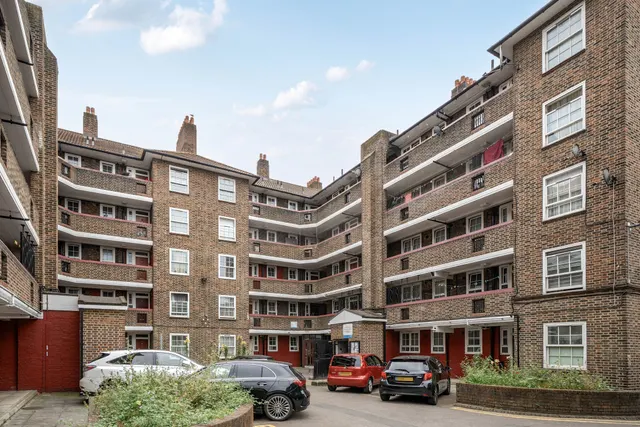 London, SE15, photo 1