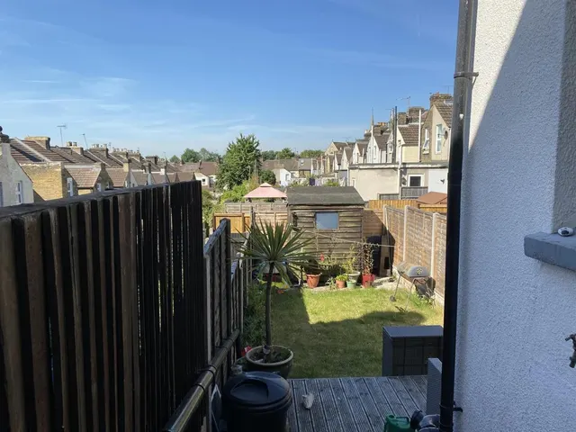 Photo 3 — Station Road, Strood, Kent ME2 4BS