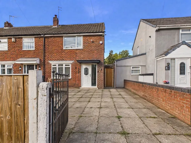 Berry Hill Avenue, Knowsley, L34, photo 1
