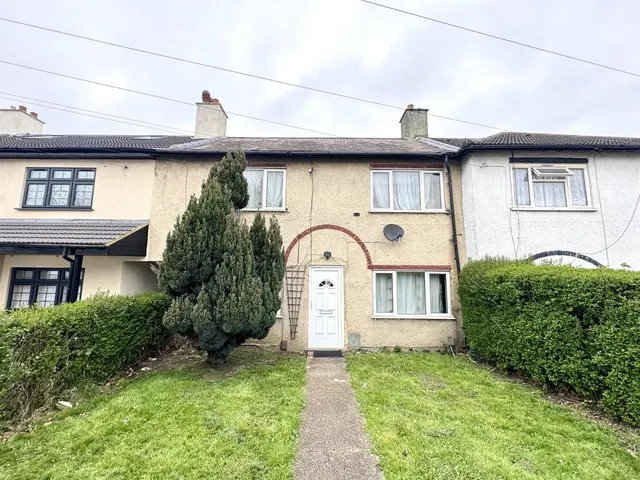 Kensington Avenue, Thornton Heath, CR7, photo 1