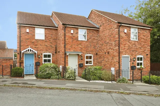Bolham Lane, Retford, DN22, photo 1