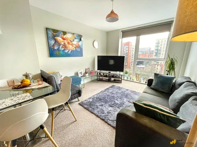 Photo 2 — Worrall Street, Salford, Lancashire, M5 4YB